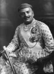 Sayajirao_Gaekwad_III,_Maharaja_of_Baroda,_1919.jpg
